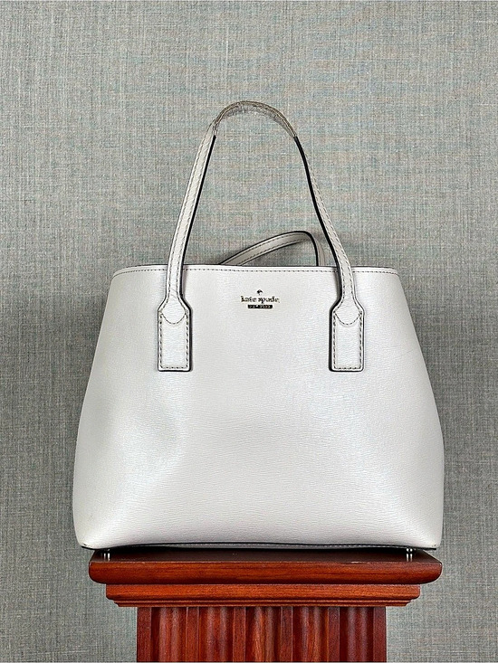 kate spade Handbags - Kate Spade New York Cream Ivory Leather Tote Shoulder Bag Floral Lining